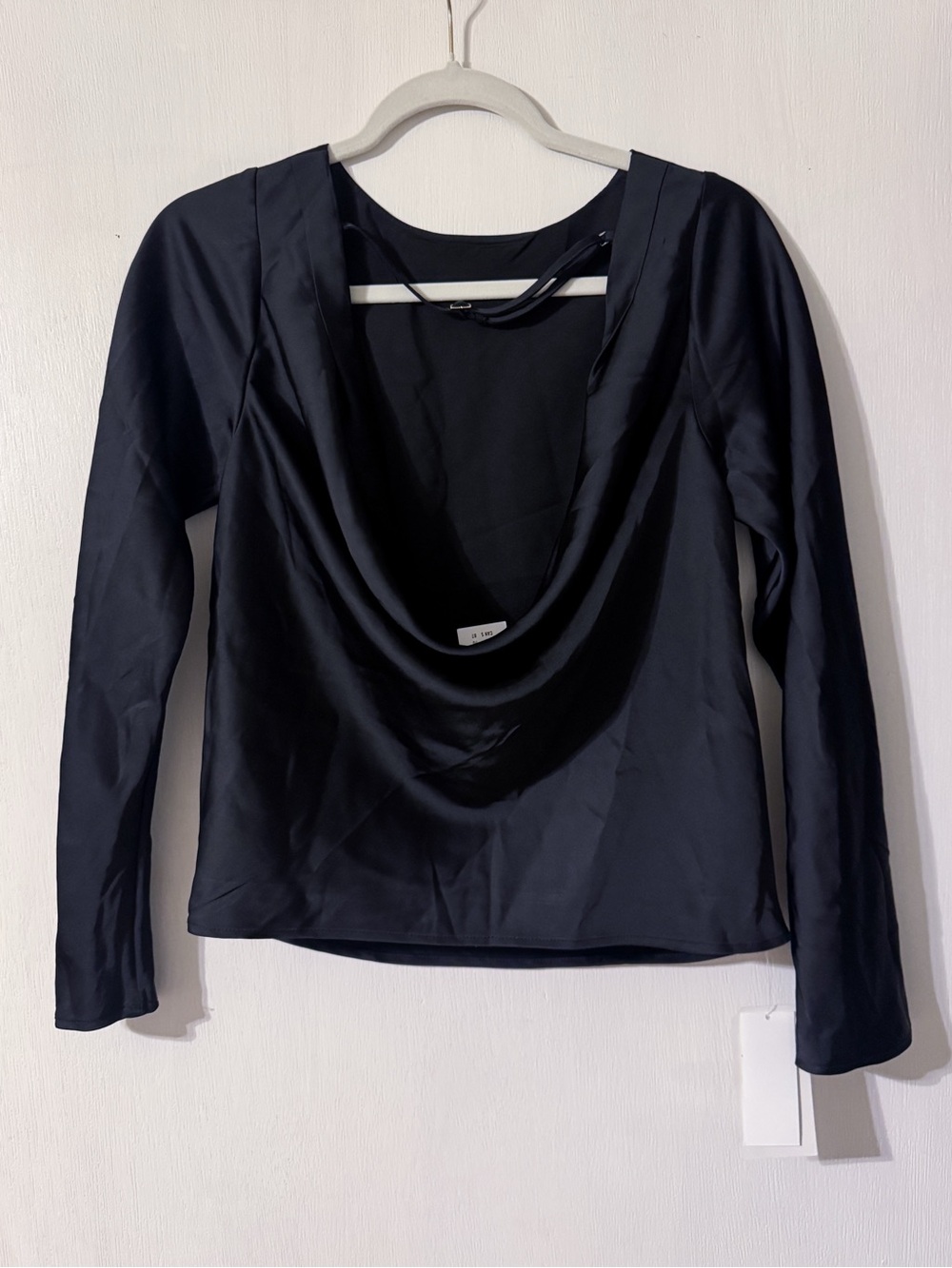 Abercrombie & Fitch Black Satin Long-Sleeve Cowl Back Blouse Top XS - Picture 4 of 6